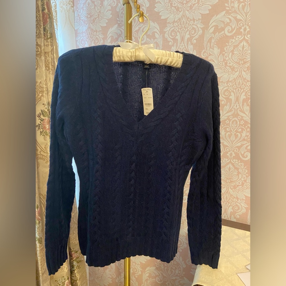 NWT Brooks Brothers 100% Cashmere Navy Sweater size Small